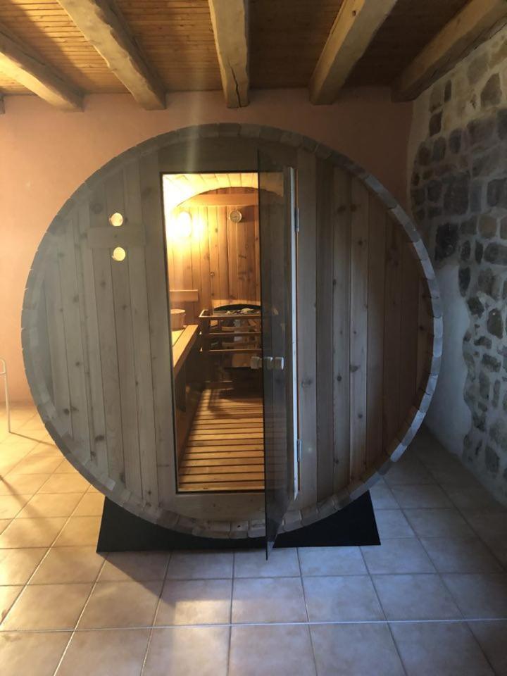 Le Moulin Des Oyes Bed and Breakfast Censeau Esterno foto