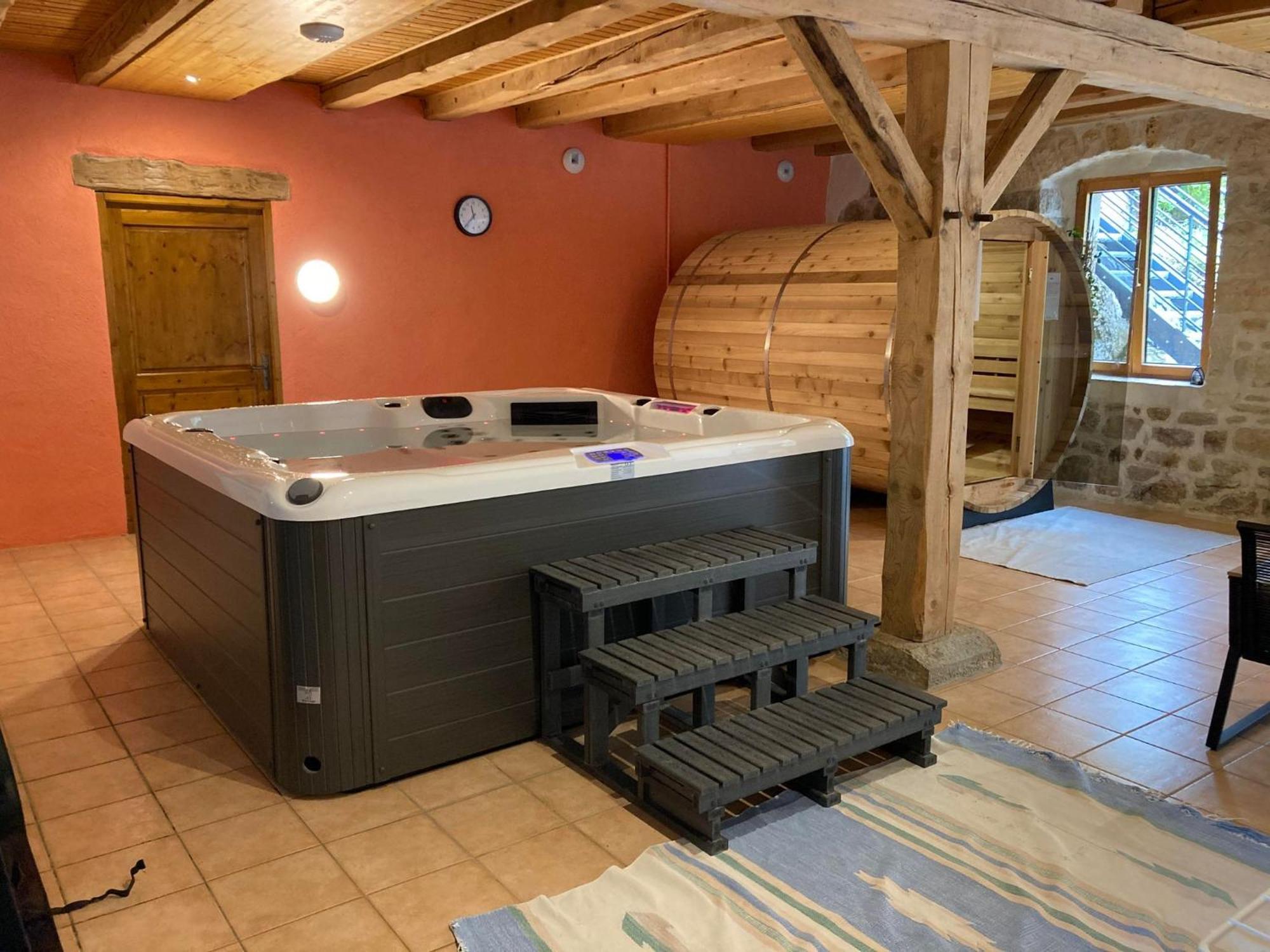 Le Moulin Des Oyes Bed and Breakfast Censeau Esterno foto